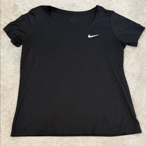 Nike dri-fit black scoop neck tee.